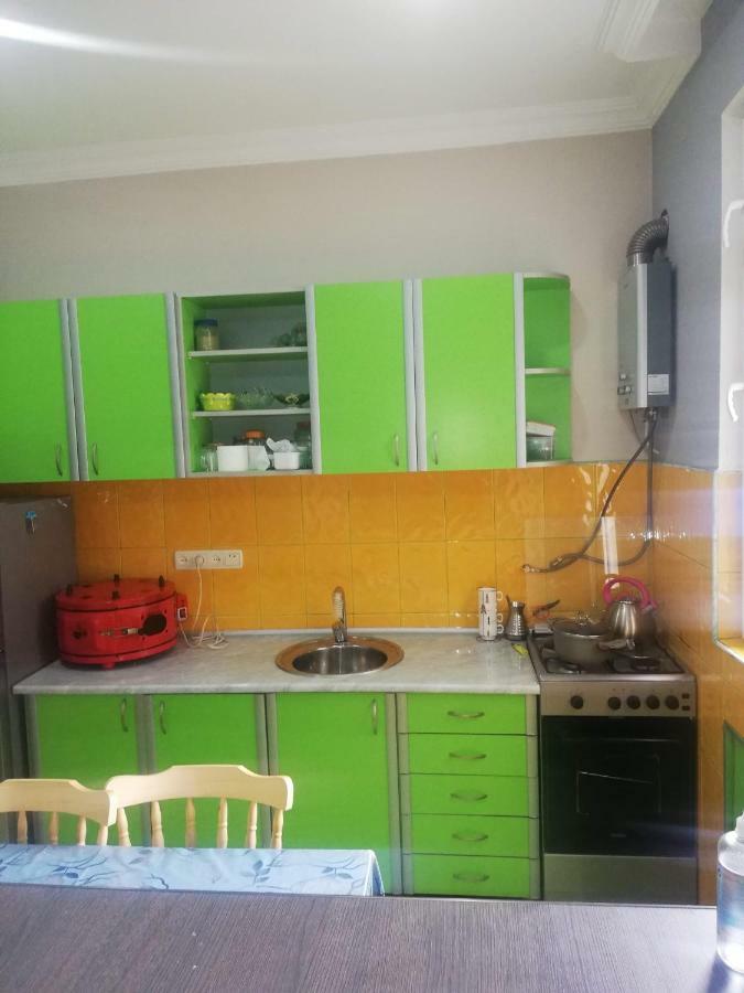 博尔若米 Our House酒店 外观 照片
